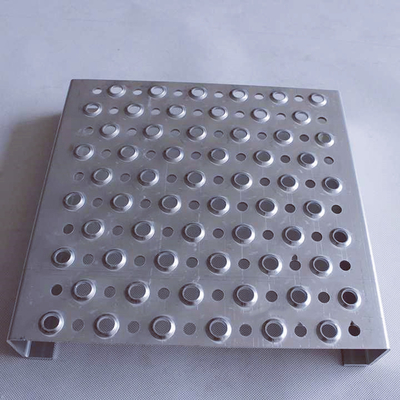 जस्ती सुरक्षा ग्रेटिंग तख़्त 182-356mm चौड़ाई औद्योगिक फर्श
