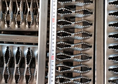 जस्ती स्टील वास्तुशिल्प धातु जाल स्क्रीन जीआरटीपी स्ट्रट ग्रेटिंग के लिए