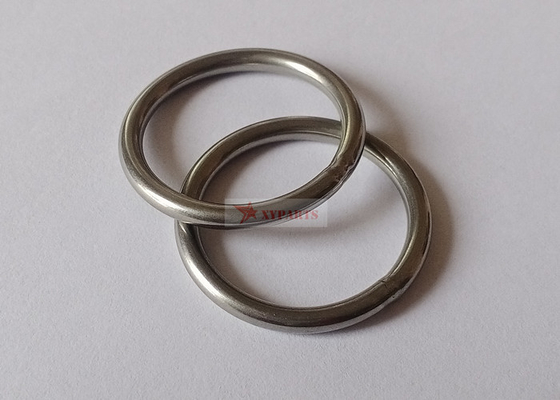 पंप थर्मल और ध्वनिक सुरक्षा के लिए 3x30mm स्टेनलेस स्टील वेल्डेड रिंग्स कंबल इन्सुलेशन फास्टनरों